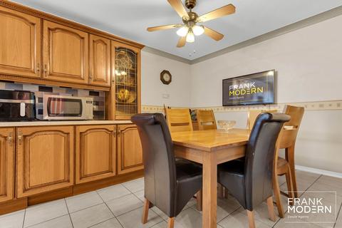 196 Bringhurst, Orton Goldhay, Peterborough, PE2 5RU