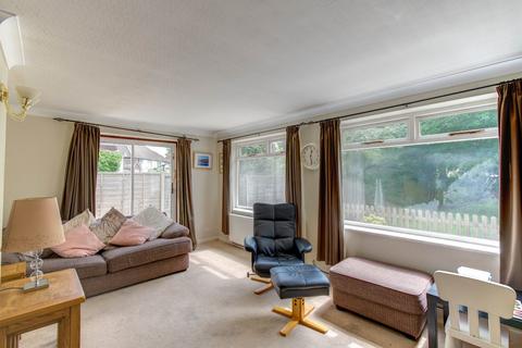 3 bedroom semi-detached house for sale, Arnold Road, Solihull B90