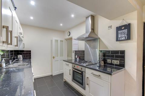 64 Arnold Road, Shirley, Solihull, B90 3JS