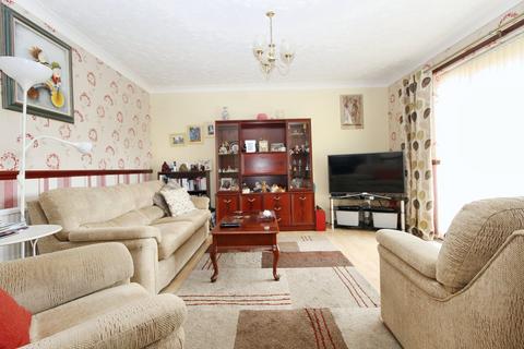 1 Ellice, Letchworth Garden City, SG6 2LJ