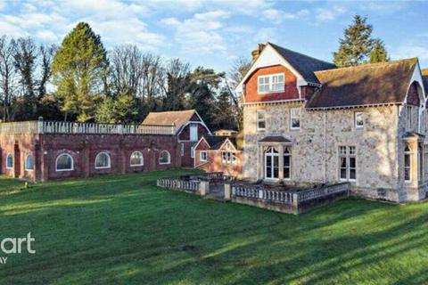 6 bedroom detached house for sale, Hermitage Road, Rochester