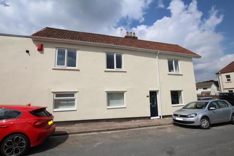 1 bedroom in a house share to rent, Christchurch Avenue, Bristol BS16