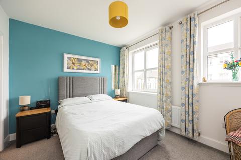 15 Carter Drive, Edinburgh, EH17 8GR