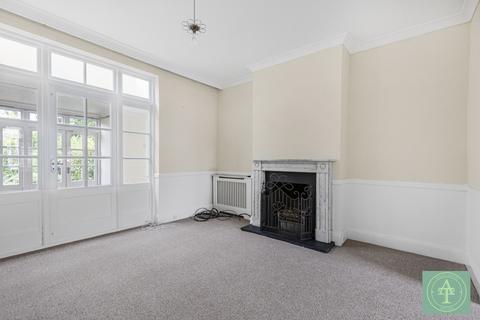 3 bedroom end of terrace house for sale, Oxford Gardens, London, N21