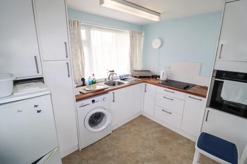 2 bedroom bungalow for sale, Richmond Close, Hayling Island