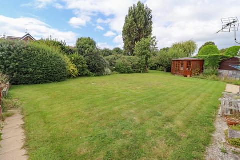 2 bedroom detached bungalow for sale, Richmond Close, Hayling Island