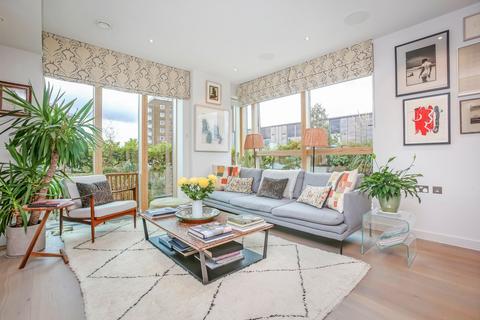 2 bedroom penthouse for sale, Albert Road, London, NW6