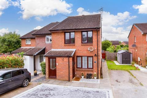 2 bedroom ground floor maisonette for sale, Shelley Drive, Broadbridge Heath, West Sussex