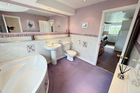 57 Lichfield Mount, Bradford, BD2 1NX