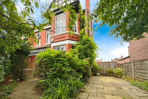 5 bedroom semi-detached house to rent, Atwood Road, Manchester, Didsbury, M20