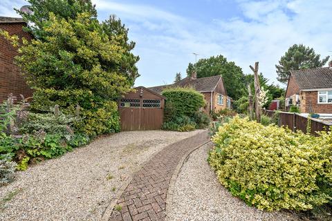 4 bedroom bungalow for sale, Wokingham, Berks