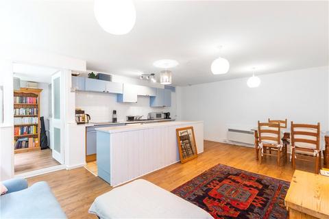 7, Masham Court Shaw Lane, Leeds, LS6 4DT