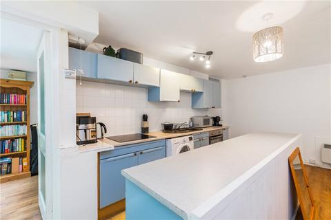 7, Masham Court Shaw Lane, Leeds, LS6 4DT