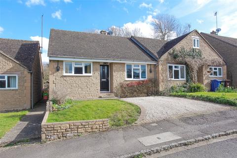 2 bedroom bungalow for sale, Bishops Close, Banbury OX15