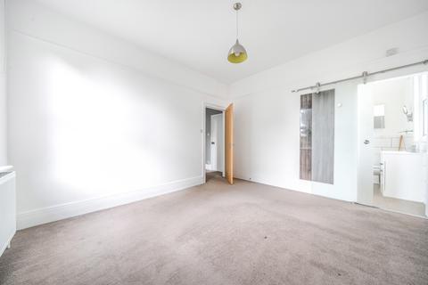 1 bedroom flat to rent, Bromley Road Beckenham BR3