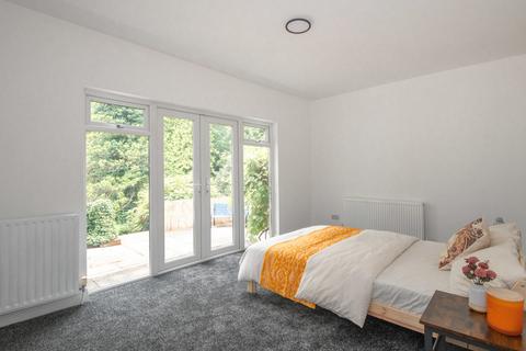 2 bedroom apartment for sale, Carlton Road, Godstone RH9