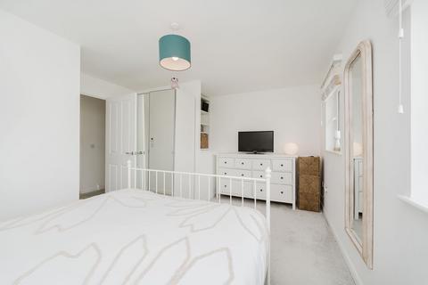 18 Edwards Wynd, Edinburgh, EH17 8XW