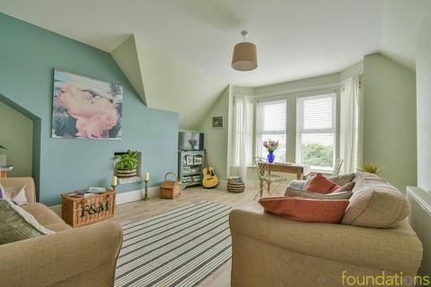 2 bedroom flat for sale, Park Road, Bexhill-on-Sea, TN39