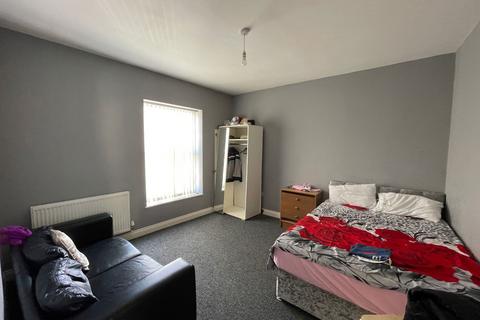 3 bedroom terraced house for sale, Sharp Street, Hull HU5