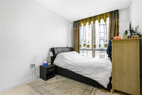 1 bedroom apartment for sale, Plaza Gardens, London, SW15