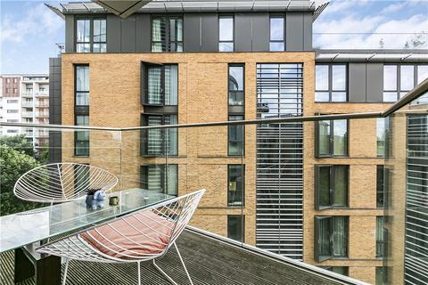 1 bedroom apartment for sale, Plaza Gardens, London, SW15