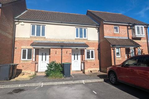 2 bedroom terraced house to rent, Mizen Way, Gosport, Hampshire, PO13