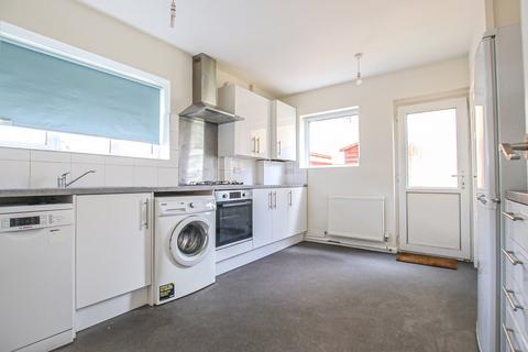 1 bedroom flat to rent, Lavender Road, Carshalton, SM5