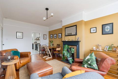 3 bedroom flat for sale, 67/1, (1f1), Learmonth Grove, Edinburgh, EH4 1BL