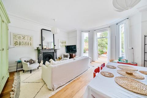 3 bedroom apartment for sale, Eliot Hill, London