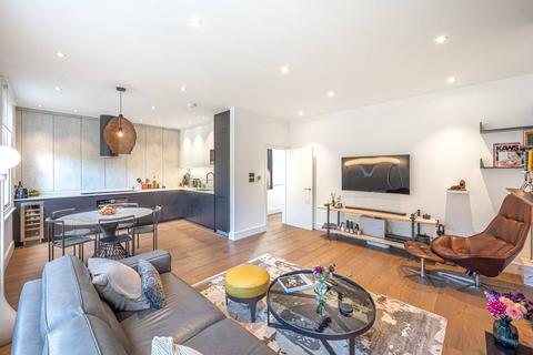 3 bedroom flat for sale, Goldhurst Terrace, South Hampstead, London, NW6