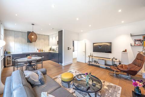 4 bedroom flat for sale, Goldhurst Terrace, South Hampstead, London, NW6