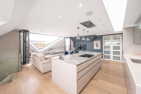 3 bedroom flat for sale, Parliament Hill, Hampstead, London, NW3