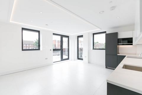 2 bedroom apartment for sale, Dudley House, Pickard Close, N14