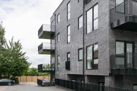 2 bedroom apartment for sale, Dudley House, Pickard Close, N14