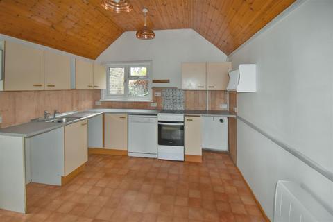 2 bedroom detached house to rent, Tregea Hill, Portreath, Redruth
