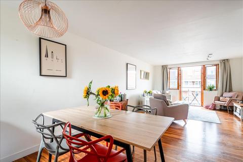 2 bedroom apartment for sale, Cremer Street, Hoxton, E2