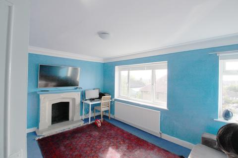 2 bedroom maisonette for sale, Uphill Drive, London NW9
