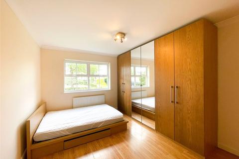 2 bedroom apartment to rent, Lowndes Court, 17 Manor Road, Harrow, Middx, HA1
