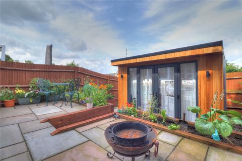 21 Chichester Close, Witley, Godalming, GU8 5PA