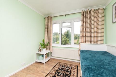 Roselyn Green Street Green Road, Dartford, DA2 8DP