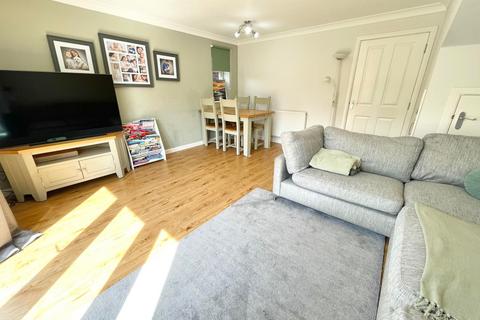 3 bedroom end of terrace house for sale, Hawthorn Drive, Thornton FY5