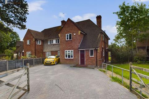 108 Grafton Road, Worcester Park, KT4 7QR