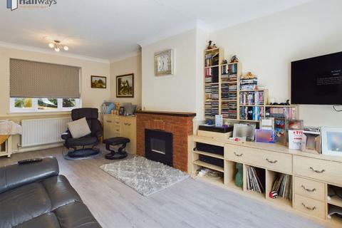 108 Grafton Road, Worcester Park, KT4 7QR
