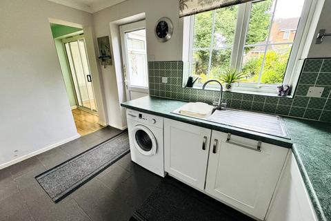 8 Danes Close, Essington, Wolverhampton, WV11 2TQ