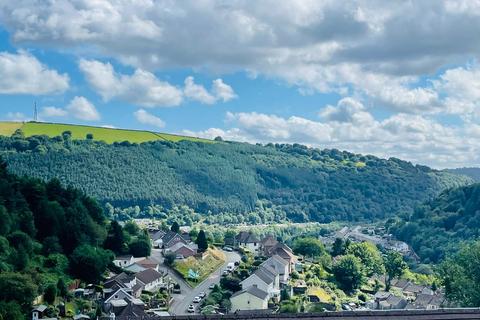 3 bedroom semi-detached house for sale, Penrhiwgarreg Houses, Abertillery