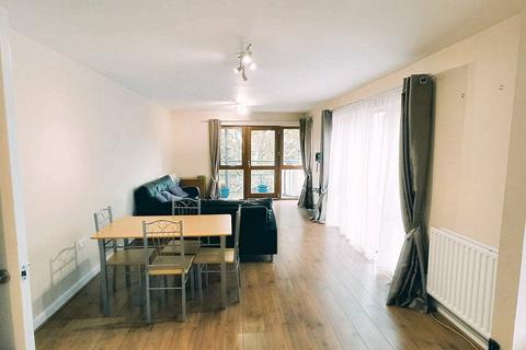 2 bedroom apartment to rent, Barchester Street, London E14