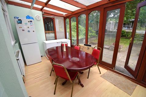 5 Nightingale Avenue, London, E4 9RG