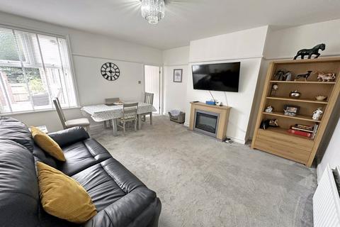 2 bedroom flat for sale, Coast Road, North Shields, North Tyneside
