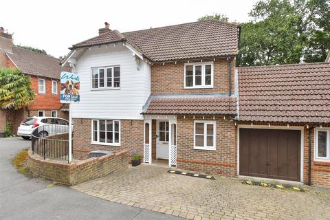 4 bedroom link detached house for sale, Shaw Close, Maidstone, Kent