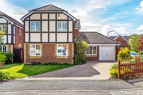 4 bedroom detached house for sale, Tanners Mead, Edenbridge